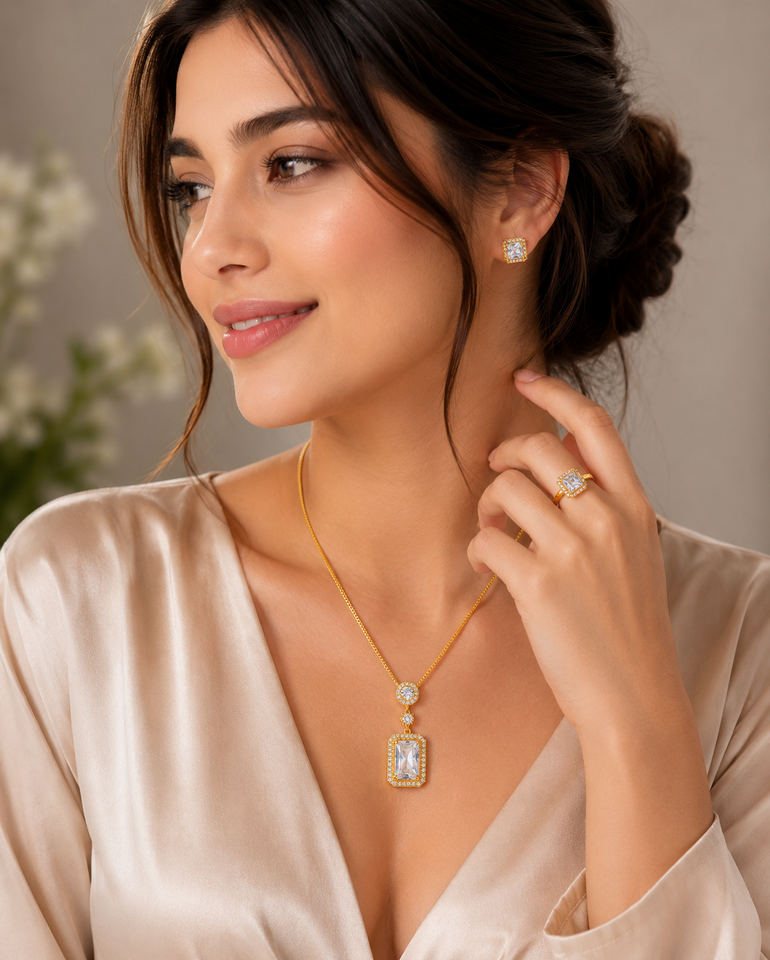 Luxe Square Crystal Pendant Set